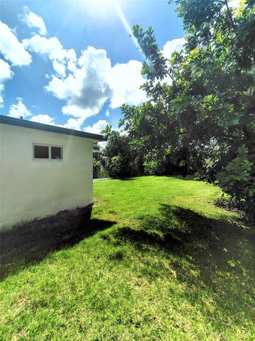 6134 Buchanan St, Hollywood, FL 33024