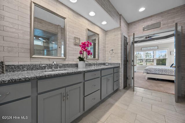 8564 Shady Ridge Court NE, Leland, NC 28451