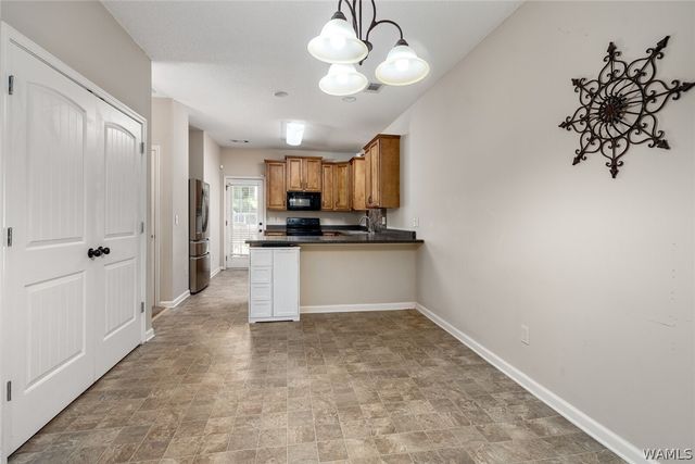 6623 Covington villas Ln, Tuscaloosa, AL 35405