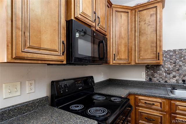6623 Covington villas Ln, Tuscaloosa, AL 35405