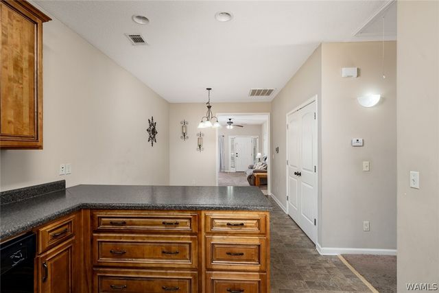6623 Covington villas Ln, Tuscaloosa, AL 35405
