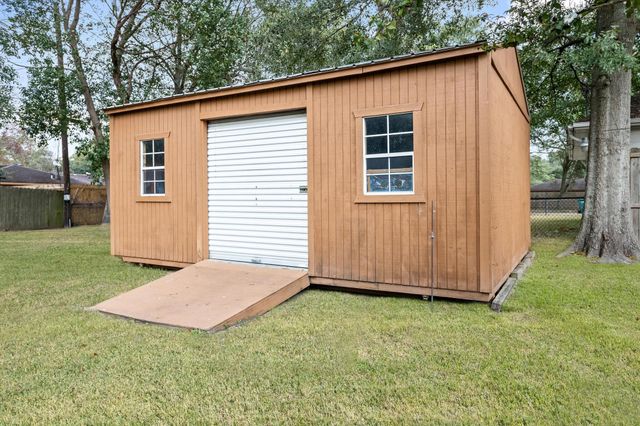 5590 Kohler Street, Beaumont, TX 77706