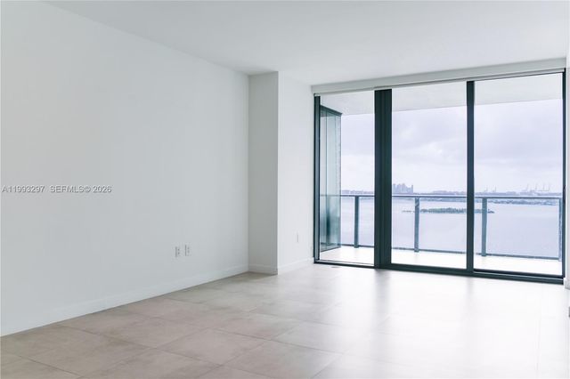 650 NE 32nd St 2104, Miami, FL 33137