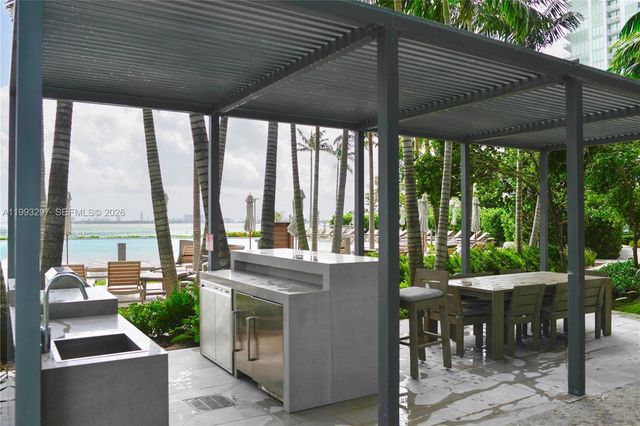 650 NE 32nd St 2104, Miami, FL 33137