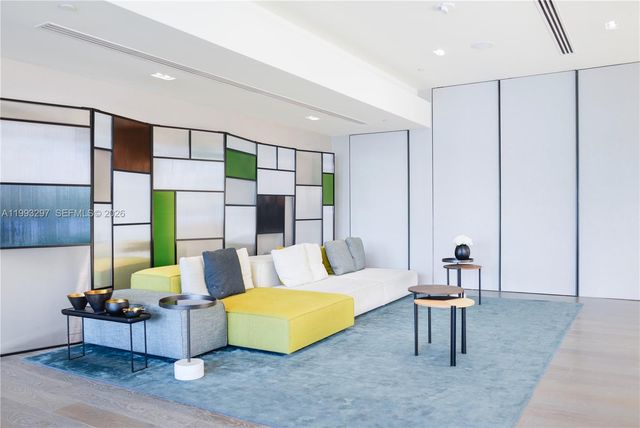 650 NE 32nd St 2104, Miami, FL 33137