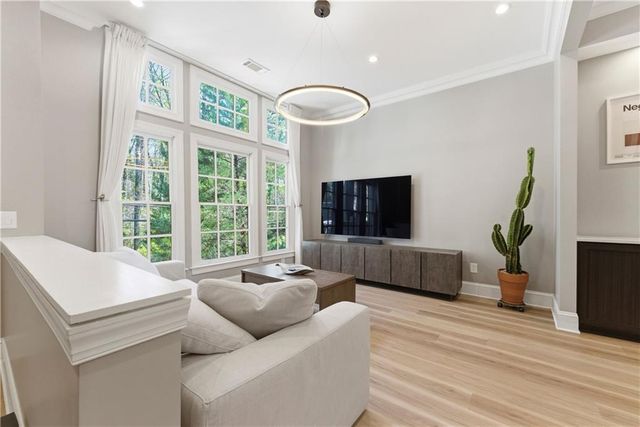 2910 Hermance Drive NE, Brookhaven, GA 30319