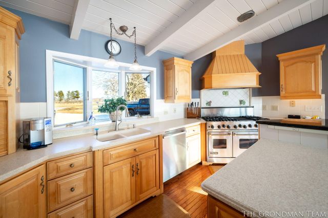 10303 Orchard Lane, Lakeview, MI 48850