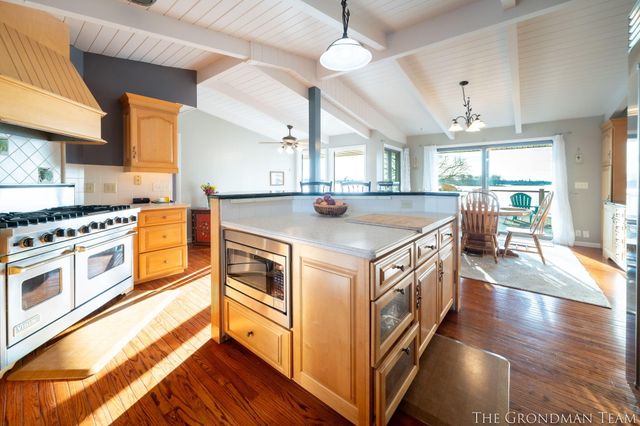 10303 Orchard Lane, Lakeview, MI 48850