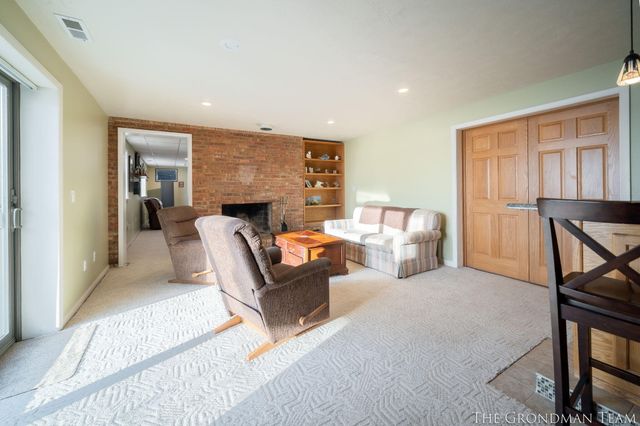 10303 Orchard Lane, Lakeview, MI 48850