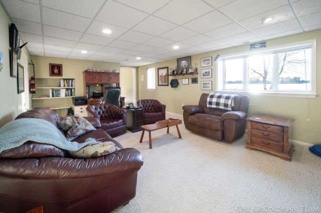 10303 Orchard Lane, Lakeview, MI 48850