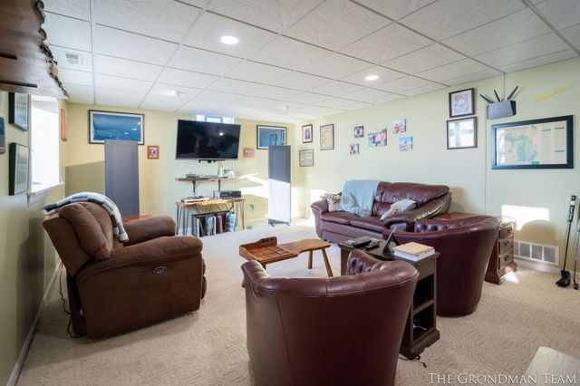 10303 Orchard Lane, Lakeview, MI 48850