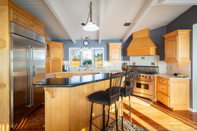 10303 Orchard Lane, Lakeview, MI 48850