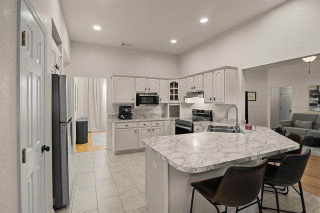 418 SMILEY COURT, Winter Haven, FL 33884