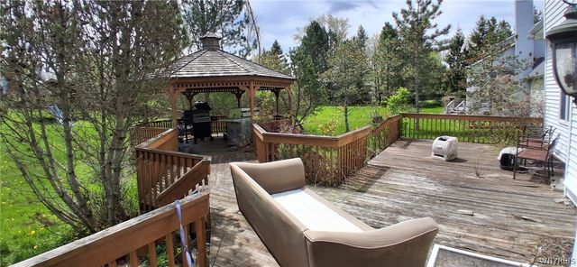 36 Orange Tree Circle, Chili, NY 14624