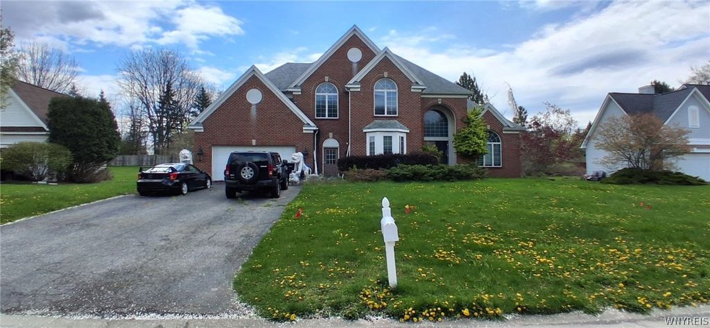 36 Orange Tree Circle, Chili, NY 14624