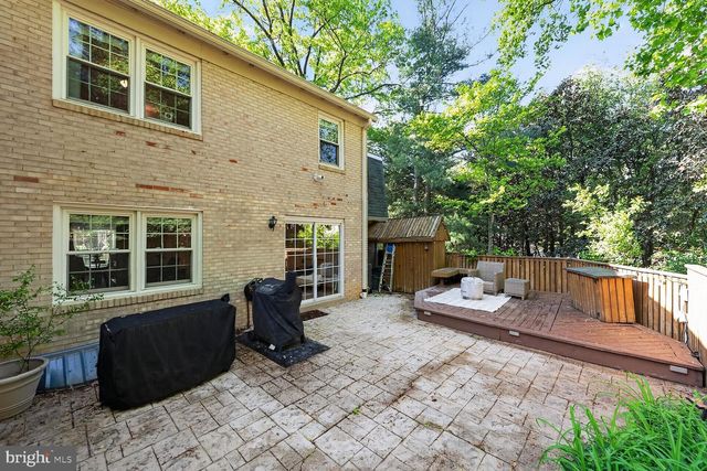 1846 GOLF VIEW CT, Reston, VA 20190