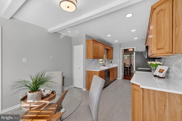 1846 GOLF VIEW CT, Reston, VA 20190