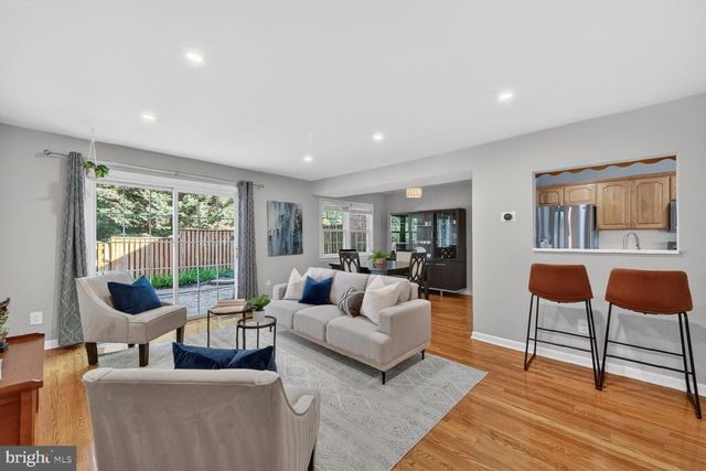 1846 GOLF VIEW CT, Reston, VA 20190