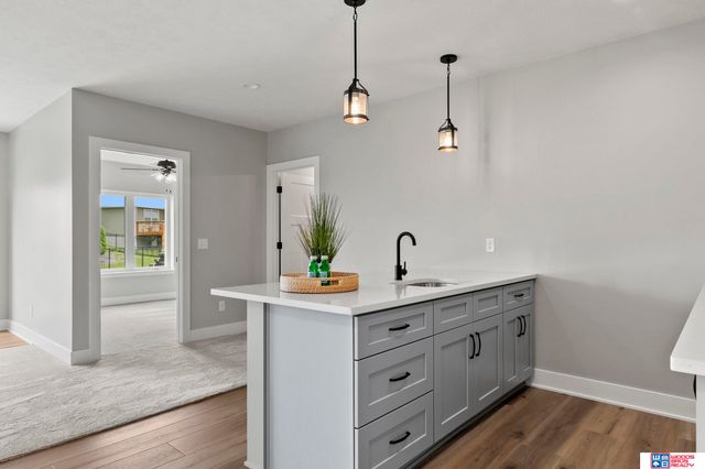 7630 Ponce Drive, Lincoln, NE 68516