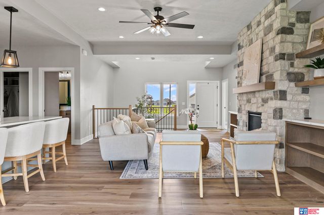 7630 Ponce Drive, Lincoln, NE 68516