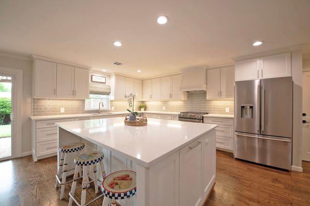 4054 Boca Bay Drive, Dallas, TX 75244