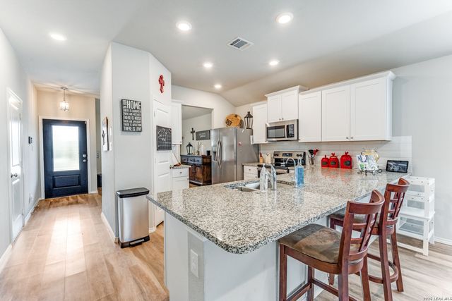 1860 Danube, New Braunfels, TX 78130
