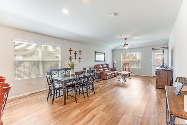 1860 Danube, New Braunfels, TX 78130
