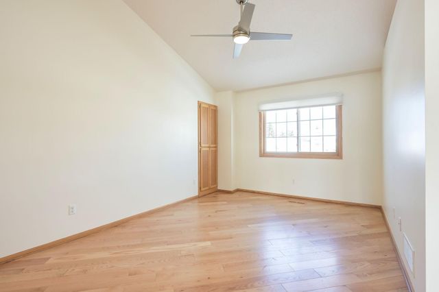 2885 Devonshire Place, Woodbury, MN 55125