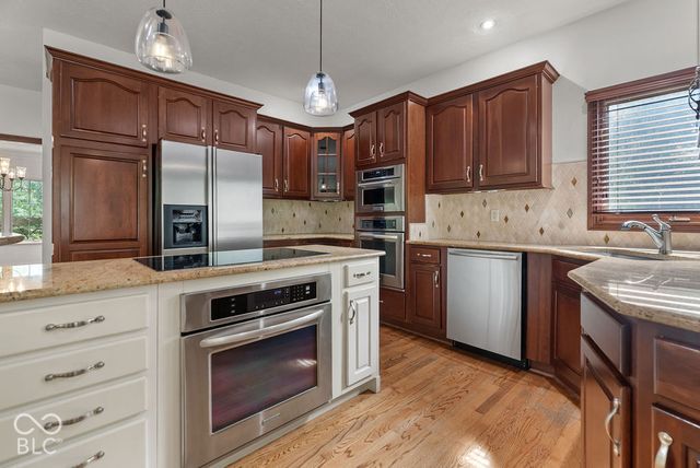 11467 Woods Bay Lane, Indianapolis, IN 46236