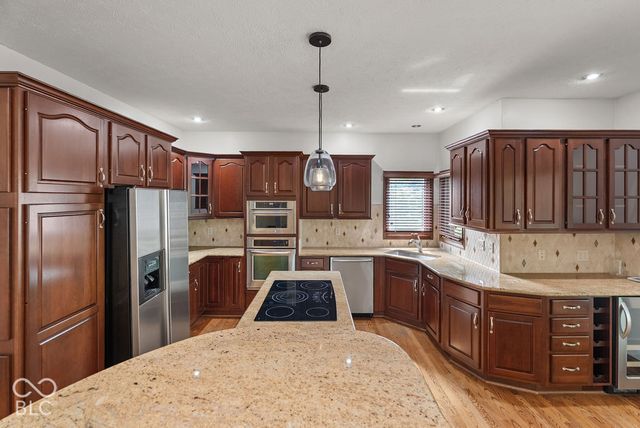 11467 Woods Bay Lane, Indianapolis, IN 46236