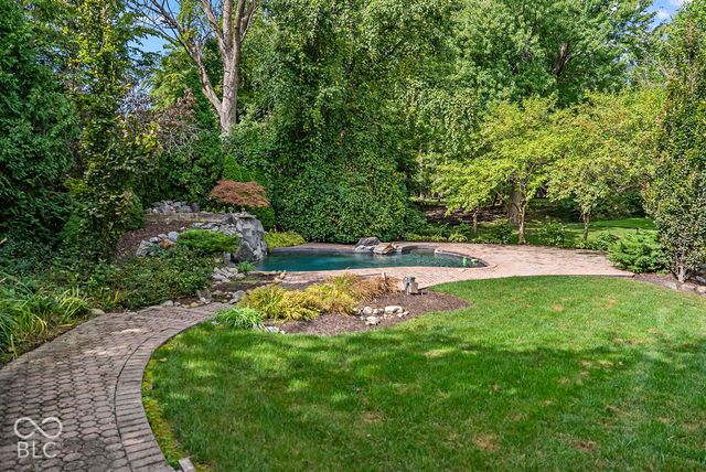 11467 Woods Bay Lane, Indianapolis, IN 46236