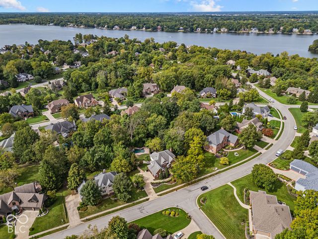11467 Woods Bay Lane, Indianapolis, IN 46236