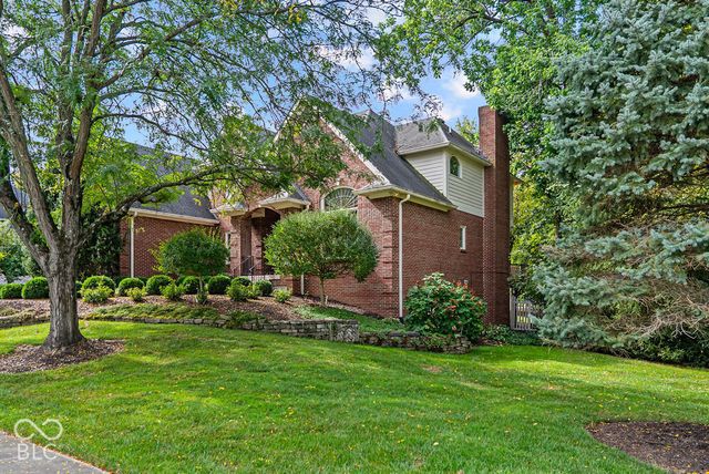 11467 Woods Bay Lane, Indianapolis, IN 46236