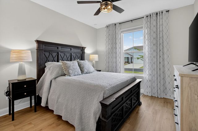 334 Autumn Azalea Way, Summerville, SC 29486