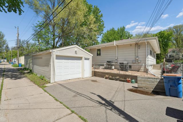 2723 Mcnair Drive N, Robbinsdale, MN 55422
