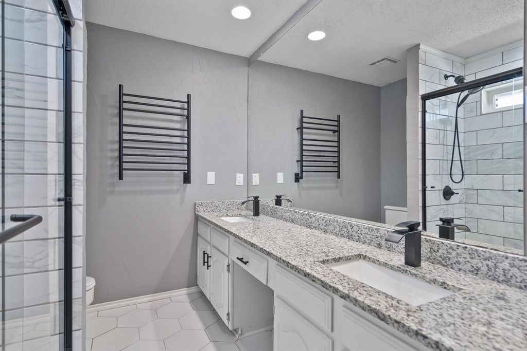 2213 Big Bend Drive, Carrollton, TX 75007