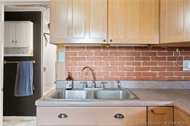 3343 E Sr 56, Madison, IN 47250
