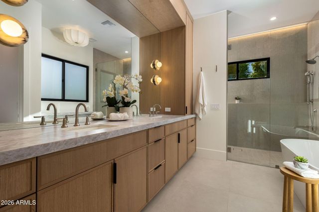 6838 E EXETER Boulevard, Scottsdale, AZ 85251
