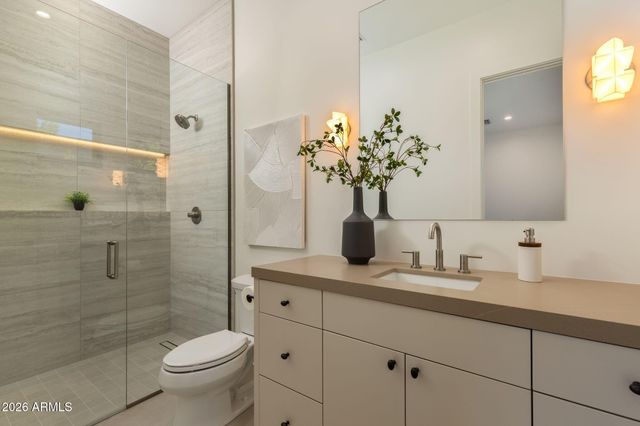 6838 E EXETER Boulevard, Scottsdale, AZ 85251