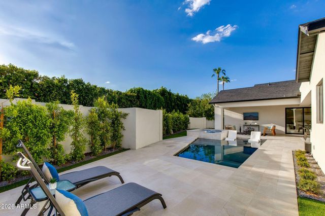 6838 E EXETER Boulevard, Scottsdale, AZ 85251