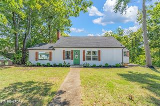 2512 Cedar Lane, Knoxville, TN 37918