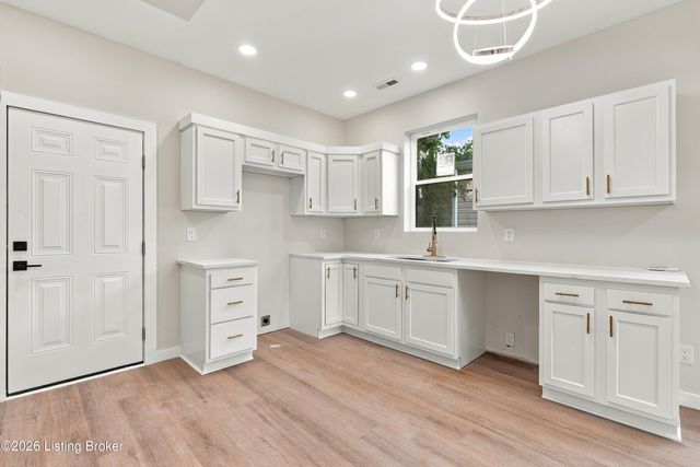 1440 S 32nd St, Louisville, KY 40211