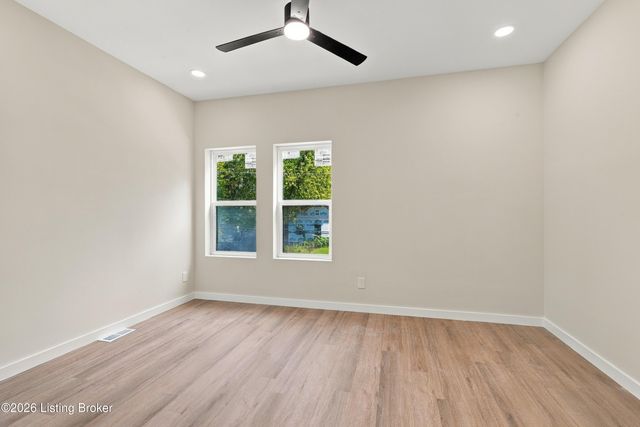 1440 S 32nd St, Louisville, KY 40211