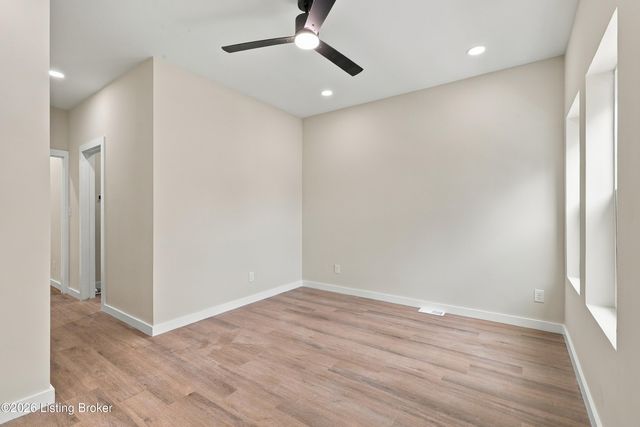 1440 S 32nd St, Louisville, KY 40211
