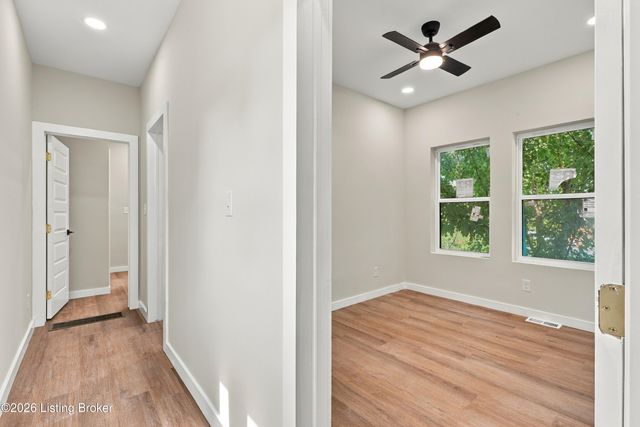 1440 S 32nd St, Louisville, KY 40211