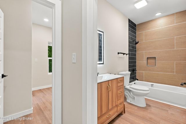 1440 S 32nd St, Louisville, KY 40211