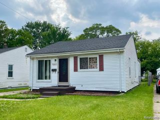20817 Atlantic Avenue, Warren, MI 48091