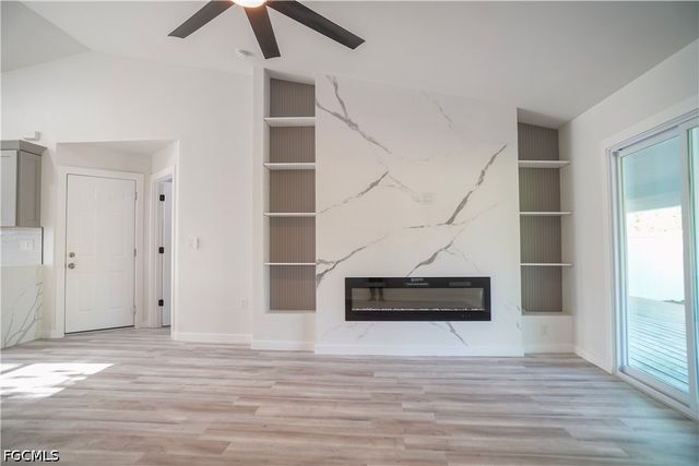 2801 Flora AVE N, Lehigh Acres, FL 33971