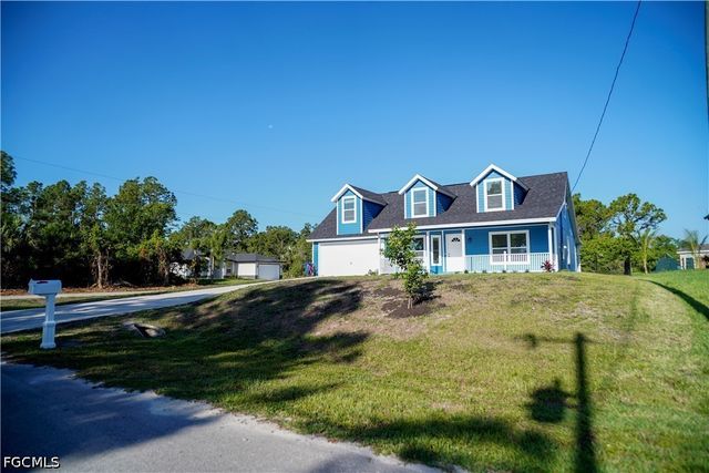 2801 Flora AVE N, Lehigh Acres, FL 33971