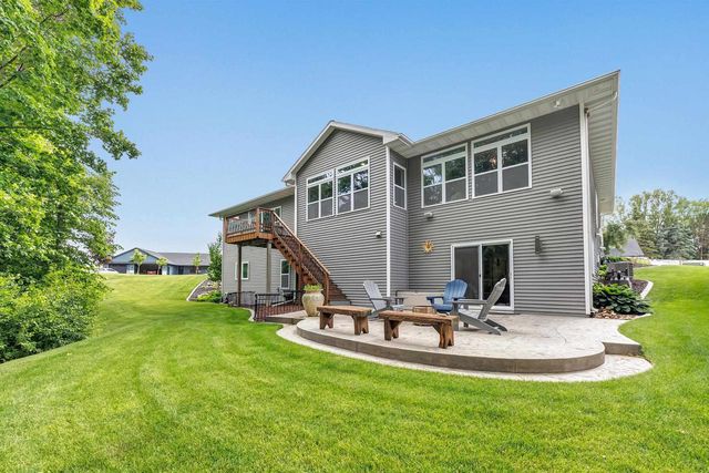 3371 LARGO RIDGE COURT, Green Bay, WI 54311
